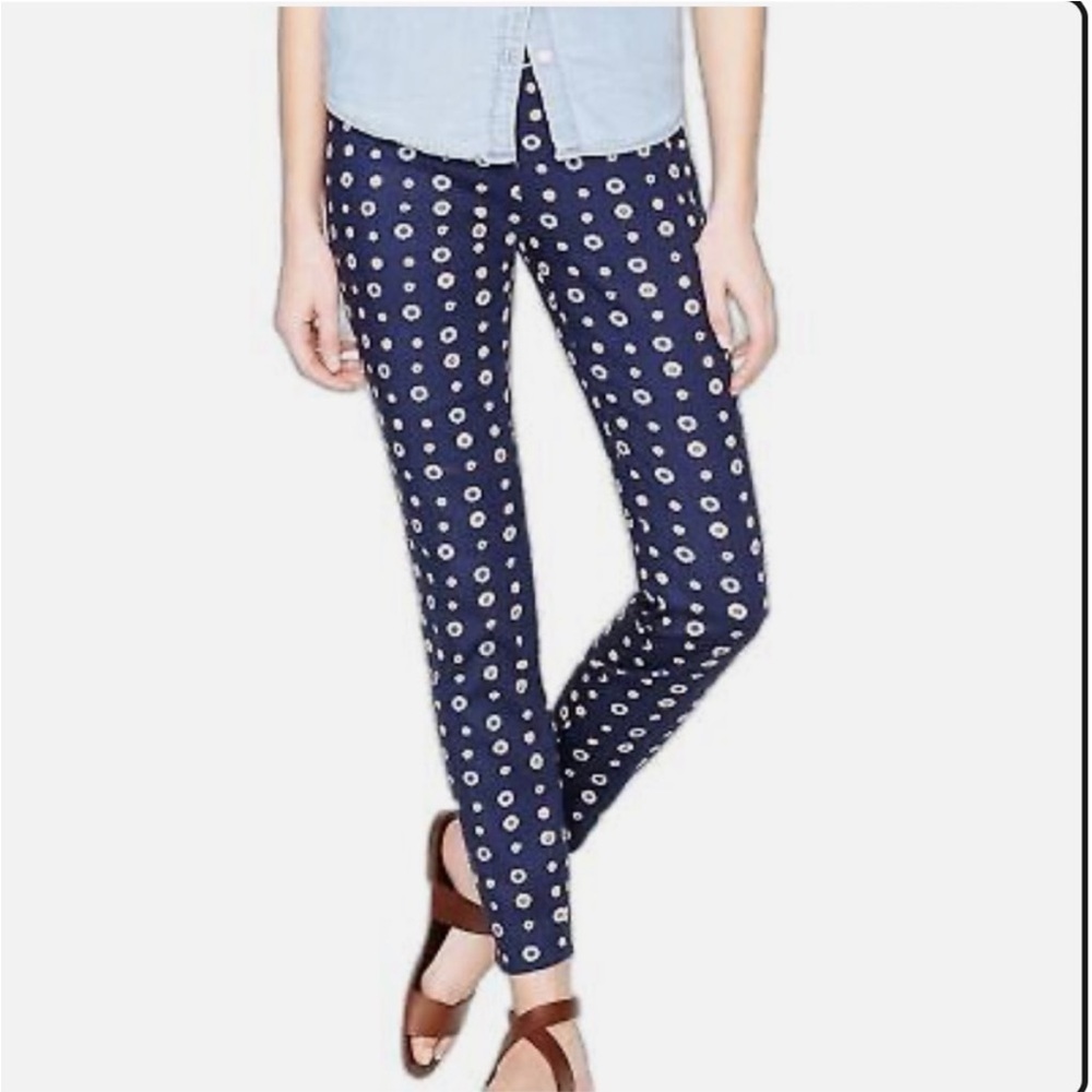 J. Crew Minnie Foulard Print Ankle Length Size 8 Pants Navy and Cream Print